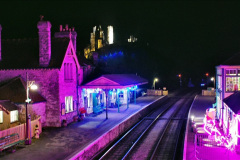028.2021-12-05-SR-Steam-Lights-2.-28-At-Corfe-Castle.-