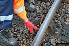 015.2021-12-20-Track-Gang-rail-key-replacement-at-Corfe-Castle.-15-