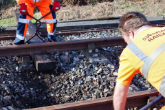 124.2022-02-09-Forth-Bridge-SR-Bridges-3-4-timber-renewal.-No.9-124-Bridge-check-at-Creach.-