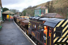 094.2022-01-19-Corfe-Castle-station-track-renewal-DAY-8.-94-On-the-way-to-Corfe-Castle.-