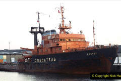 011.2022-06-22-Ships-from-1950-to-2022.-11-