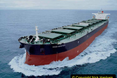 022.2022-06-22-Ships-from-1950-to-2022.-22-