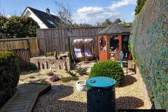 025.2023-04-21-Spring-tidy-up.-25-