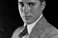 002.2023-04-18-Charlie-Chaplin.-2-