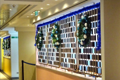 042.2023-12-08-MV-Spirit-of-Adventure-Xmas-Decorations.-42-