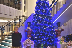 072.2023-12-08-MV-Spirit-of-Adventure-Xmas-Decorations.-72-
