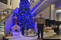 073.2023-12-08-MV-Spirit-of-Adventure-Xmas-Decorations.-73-