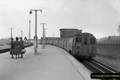 022.2023-London-Transport-Underground-160-Years.-22-