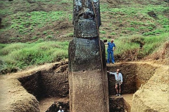 016.2023-01-26-Easter-Island-Men.-16-Your-Hosts-small-collection-of-Easter-island-men.-