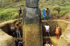040.2023-01-26-Easter-Island-Men.-40-Your-Hosts-small-collection-of-Easter-island-men.-