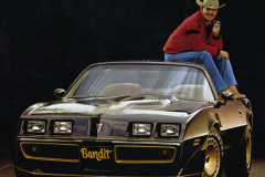 122.2023-03-13-USA-Famous-Truck-Car-Chase-Films.-122-