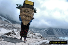 A woman carries load as she reaches Everest Base Camp, 5350 meters at Solukhumbhu.
Photo: Bijay Gajmer/Republica/Nagarik