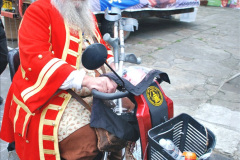 145.2023-08-02-Bridport-Dorset-Hat-Festival.-145-