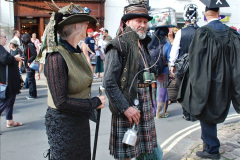 291.2023-08-02-Bridport-Dorset-Hat-Festival.-291-