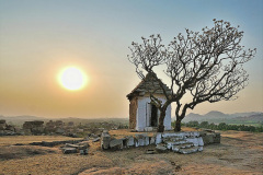 091.2023-09-20-Hemakuta-Hill-Temple-Nampi-India.-91