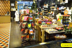 089.2024-12-18-Queen-Anne-Xmas-Markets.-Rotterdam-Netherlands.-89
