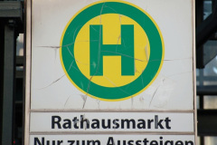 028.2024-12-20-Queen-Anne-Xmas-Markets.-Hamburg-Germany.-28-