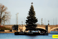 060.2024-12-20-Queen-Anne-Xmas-Markets.-Hamburg-Germany.-60-