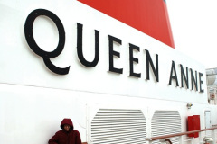 125.2024-12-15-to-22-Queen-Anne-Xmas-Markets-Poole-to-Southampton.-125-