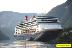 096.2024-09-17-Day-7.-Ulvik-Tender-Port.-96-